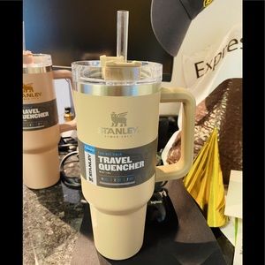 STANLEY ADVENTURE QUENCHER TRAVEL TUMBLER | 40 OZ - TAN color